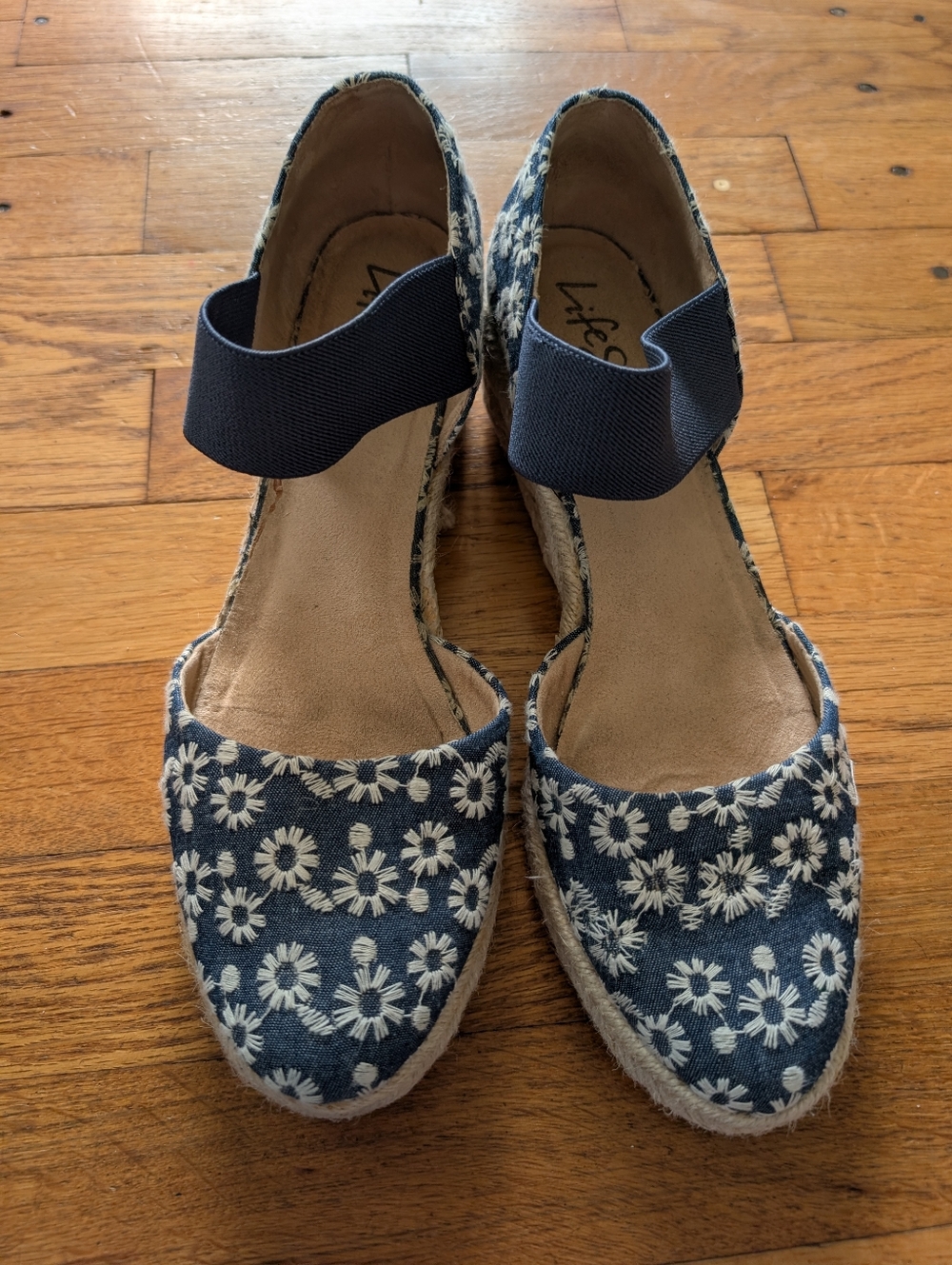 Life Stride Blue  Espadrille w/ White Daisy Embroidery Wedge Sandals